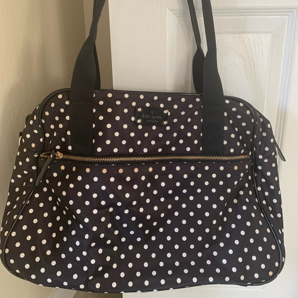 Traveling bag